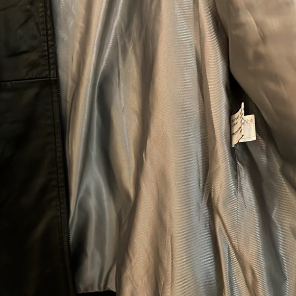 Genuine Leather Coat - Picture 7 of 10